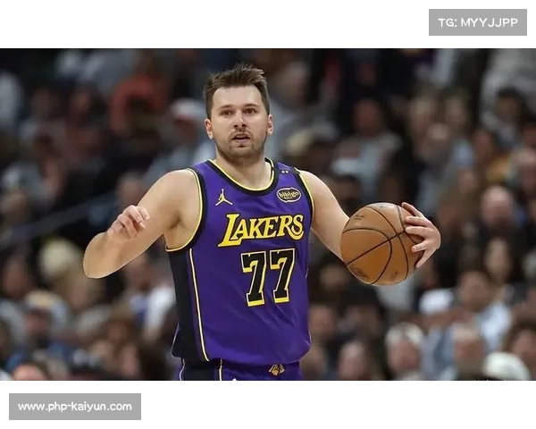 湖人官方宣布东契奇与里夫斯双双缺阵今日湖人大战独行侠焦点之战再生变数